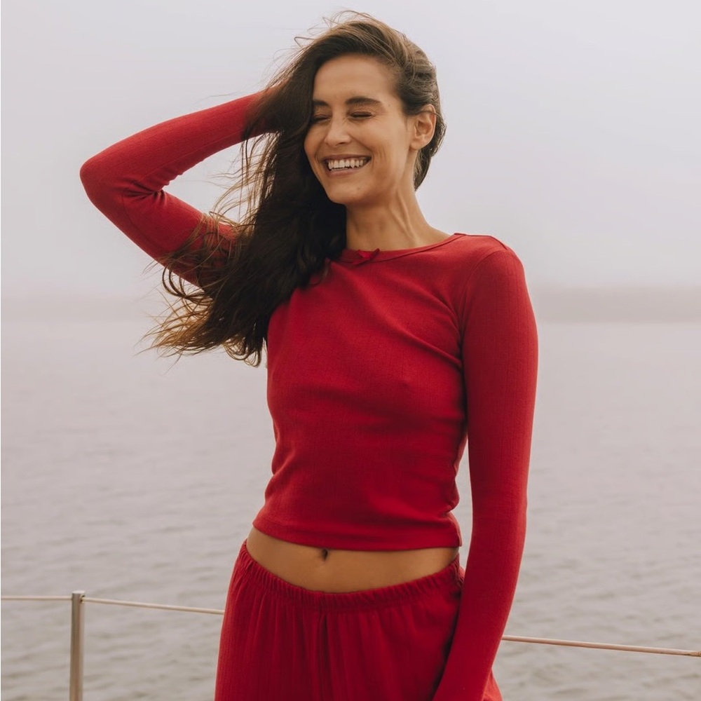 DAILY DRILLS red pointelle long sleeve